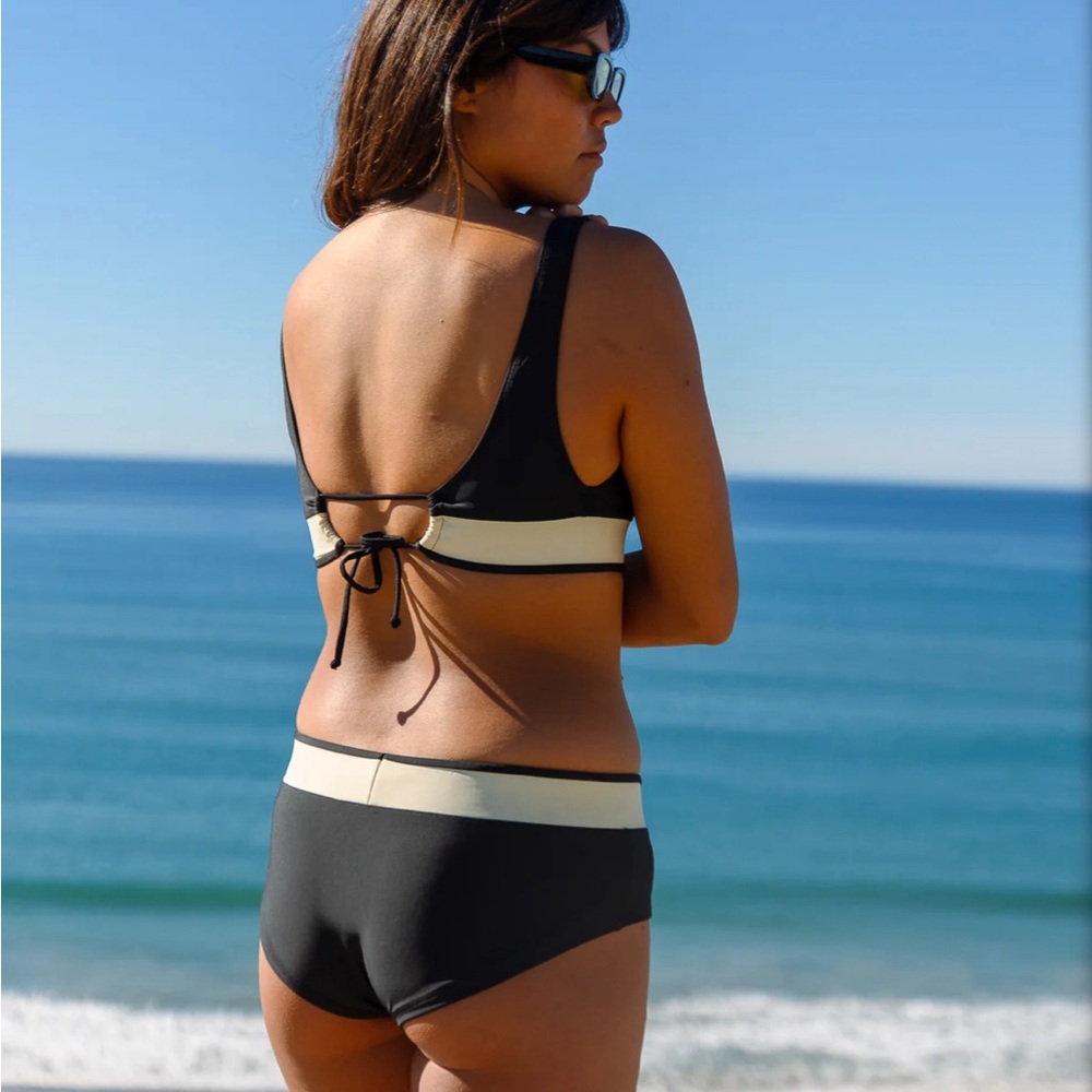 Seea Naya bikini top & bottom size Medium
